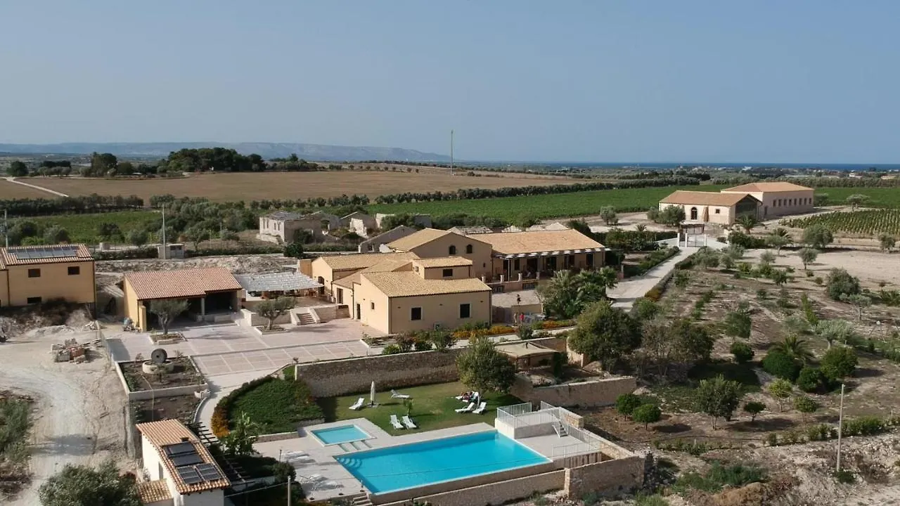 Le Sorelle Del Vino Marzamemi Italien